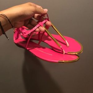 DV sandals size 7.5 - hot pink!